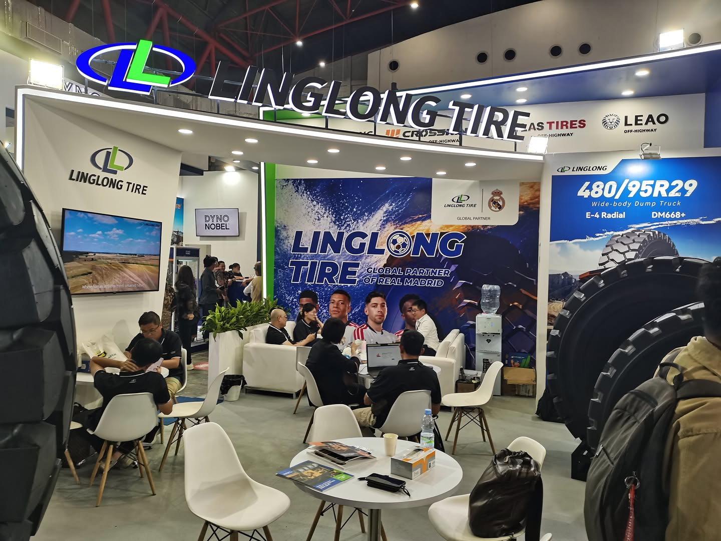 Banner Linglong /Car tire manufacturing